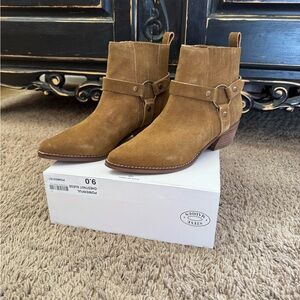 Steve Madden Tan Ankle Boots